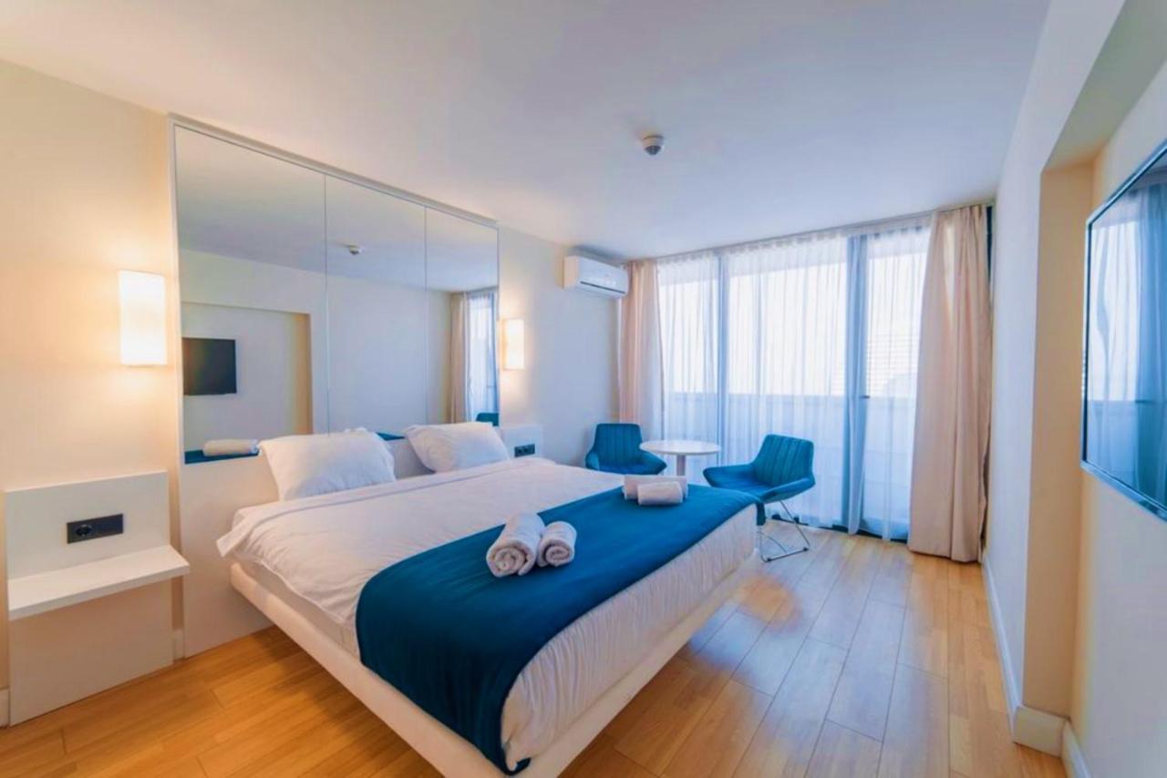 Batumi Luxury Resort & Sea View Aparthotel Exterior photo
