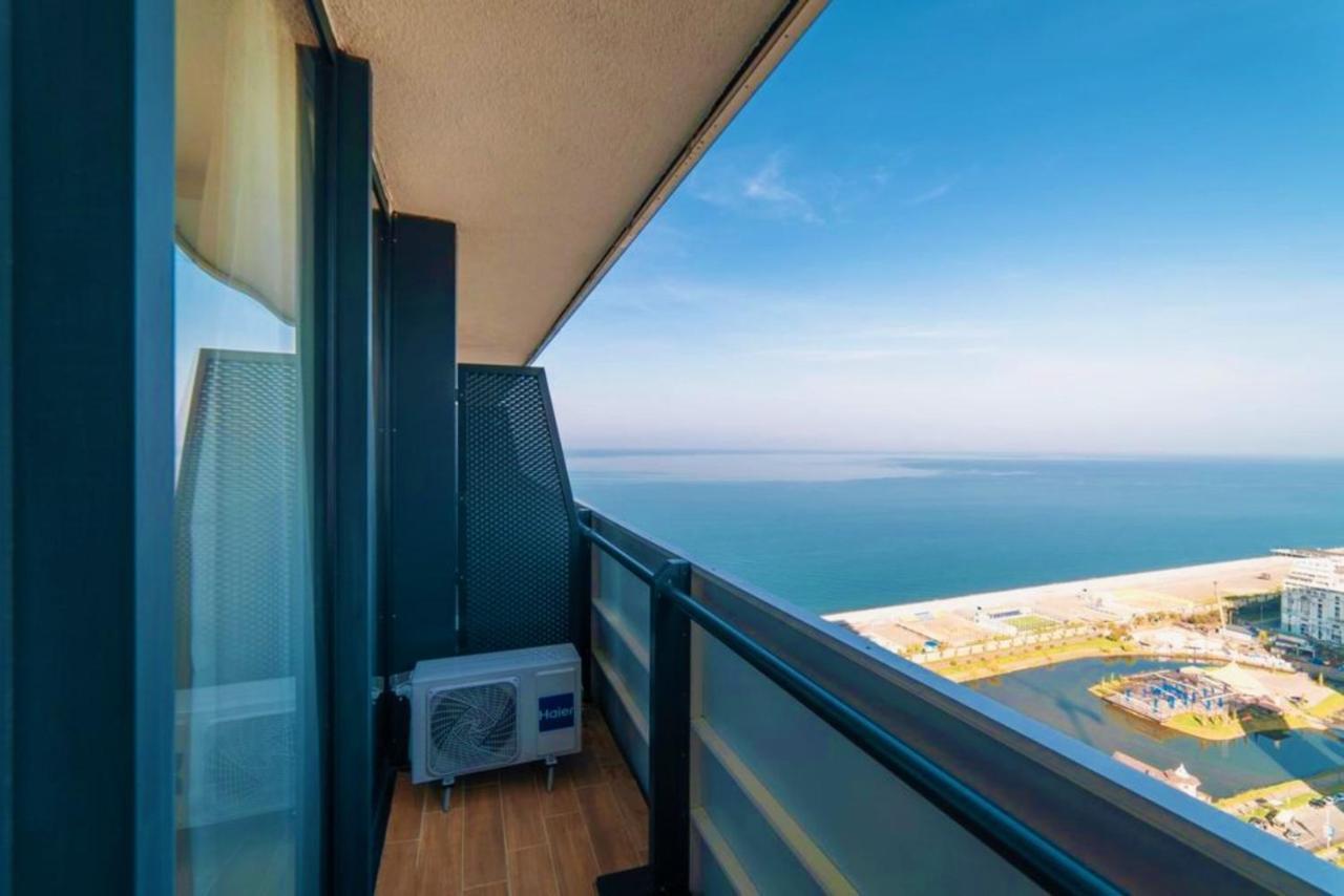 Batumi Luxury Resort & Sea View Aparthotel Exterior photo