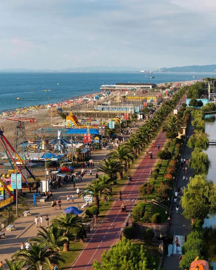 Batumi Luxury Resort & Sea View Aparthotel Exterior photo